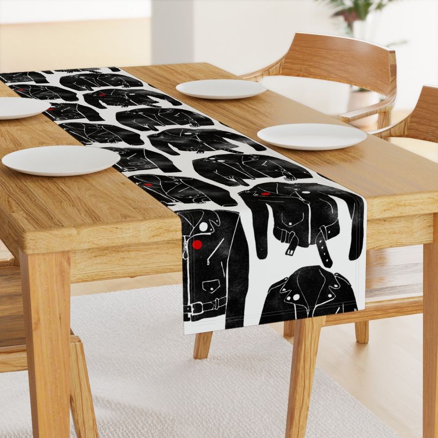 HOME_GOOD_TABLE_RUNNER