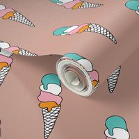 Summer ice cream cone vintage pop beach print for girls