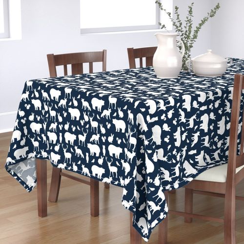 HOME_GOOD_RECTANGULAR_TABLE_CLOTH