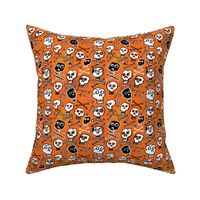 Skulls (orange)