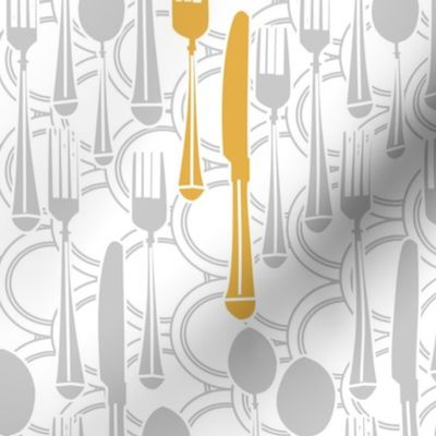 Kitchen utensils (silver and gold)