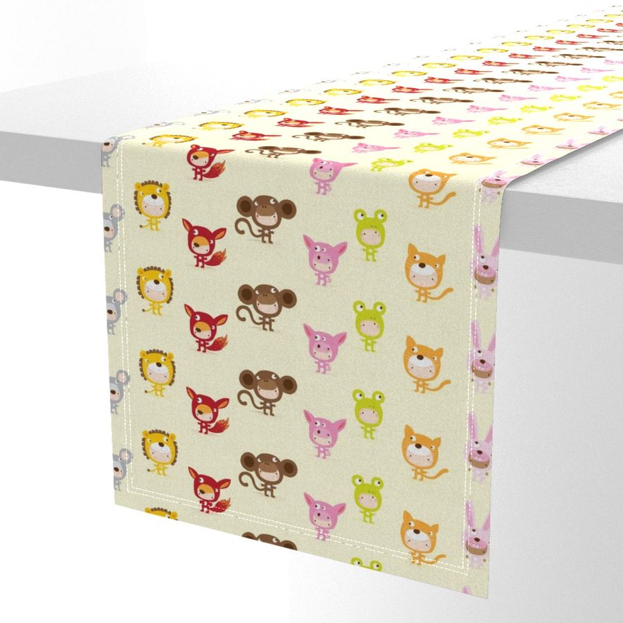 HOME_GOOD_TABLE_RUNNER