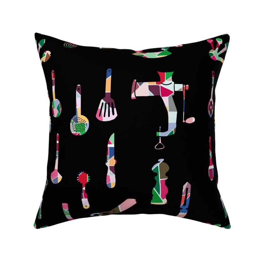 HOME_GOOD_SQUARE_THROW_PILLOW