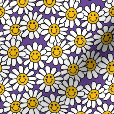 Purple Smiley Daisy Flower Pattern