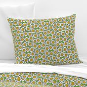 Green Smiley Daisy Flower Pattern