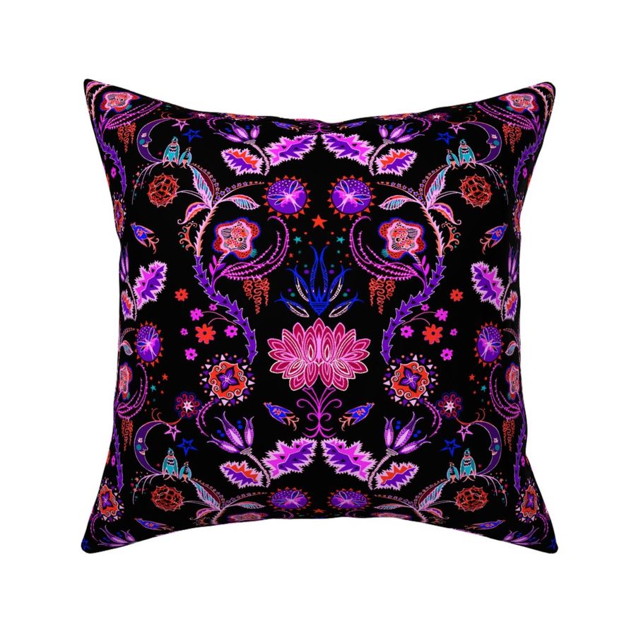 HOME_GOOD_SQUARE_THROW_PILLOW