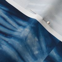 Shibori manipulated pleats indigo 1