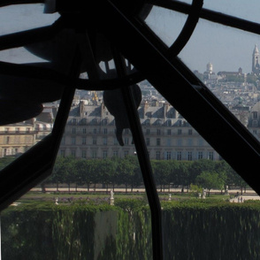 Sacré Coeur through Musée d'Orsay