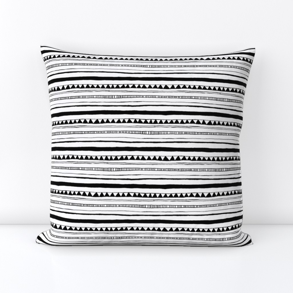 Drawn Stripe White/Black