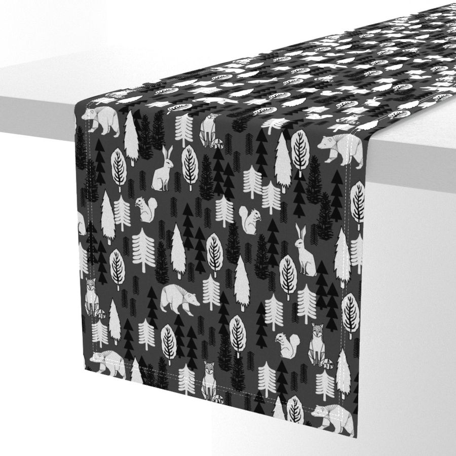 HOME_GOOD_TABLE_RUNNER