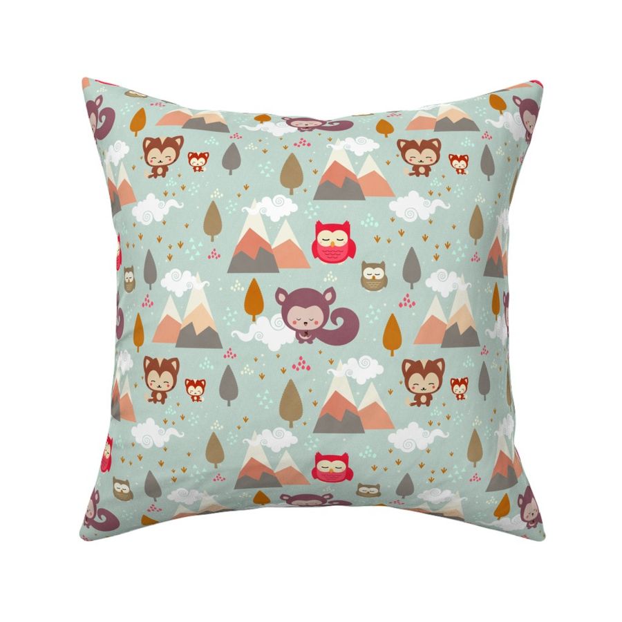 HOME_GOOD_SQUARE_THROW_PILLOW