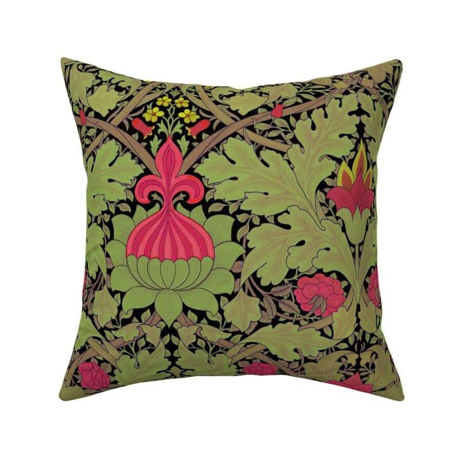 HOME_GOOD_SQUARE_THROW_PILLOW