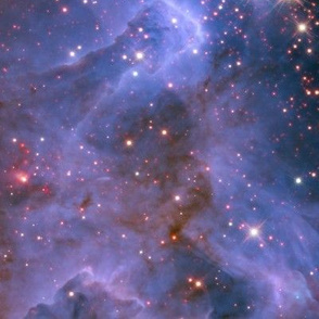 HD Starburst Cluster Shows Celestial Fireworks (2010-07-06)