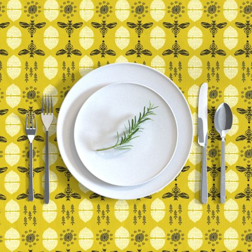 HOME_GOOD_RECTANGULAR_TABLE_CLOTH