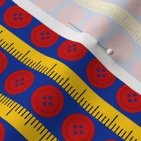 03283236 : tape measure + buttons
