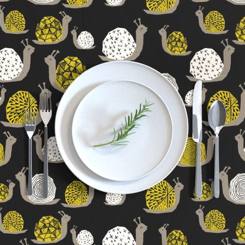 HOME_GOOD_RECTANGULAR_TABLE_CLOTH