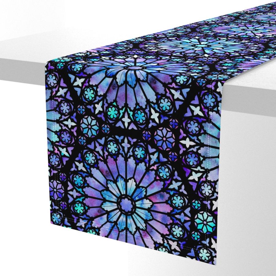 HOME_GOOD_TABLE_RUNNER