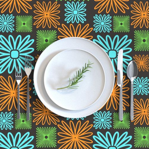 HOME_GOOD_RECTANGULAR_TABLE_CLOTH