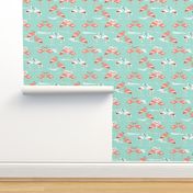 Flamingos love mint - large