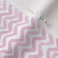 Zig Zag waves Pink