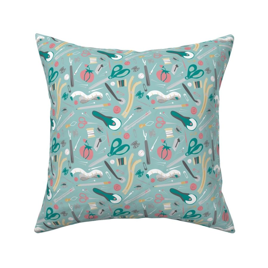 HOME_GOOD_SQUARE_THROW_PILLOW