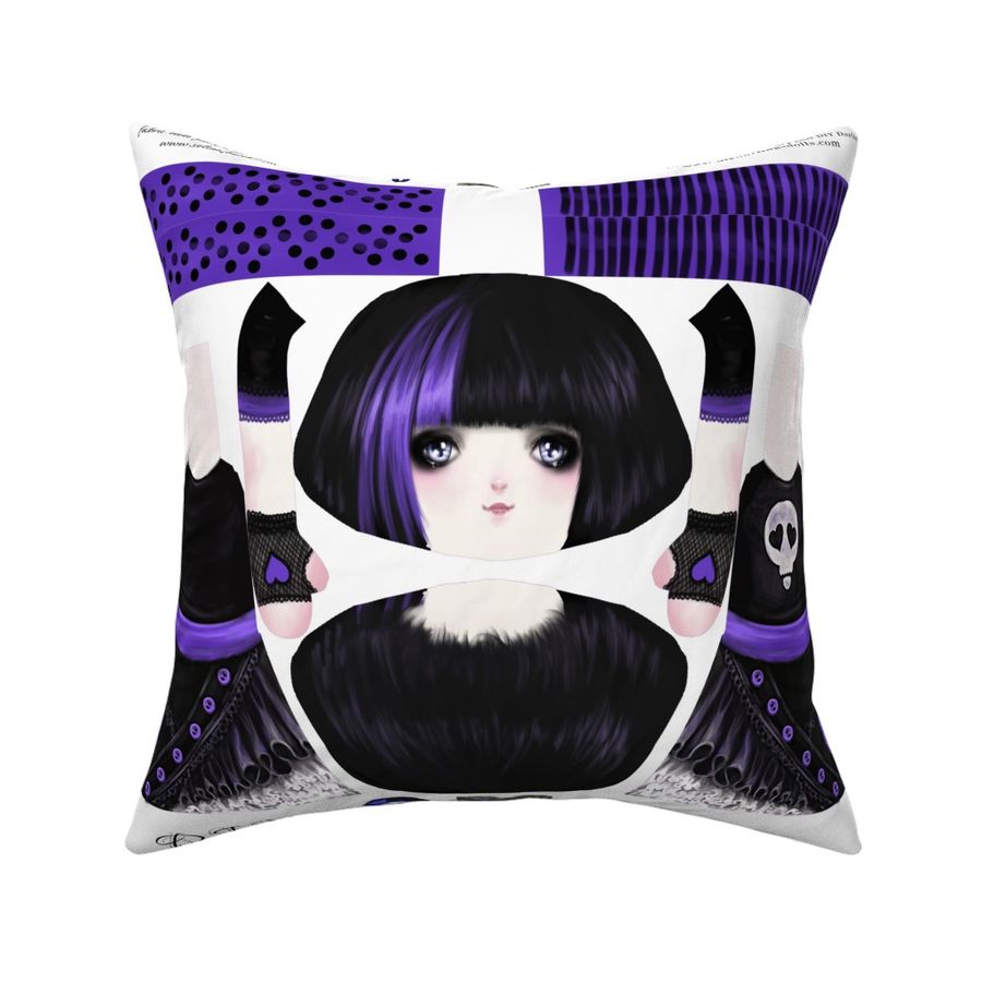 HOME_GOOD_SQUARE_THROW_PILLOW