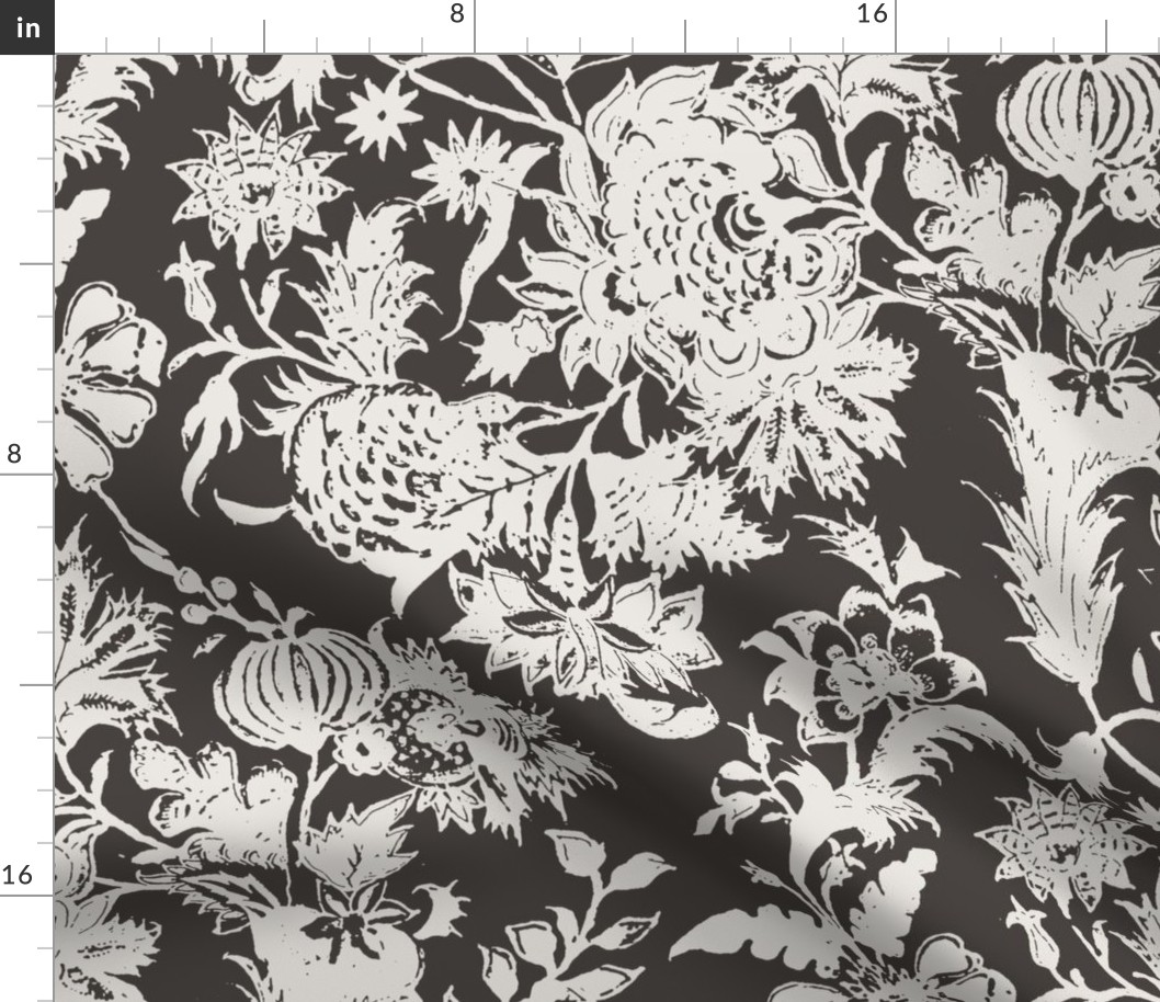 Chintz TOILE_brown jacobean