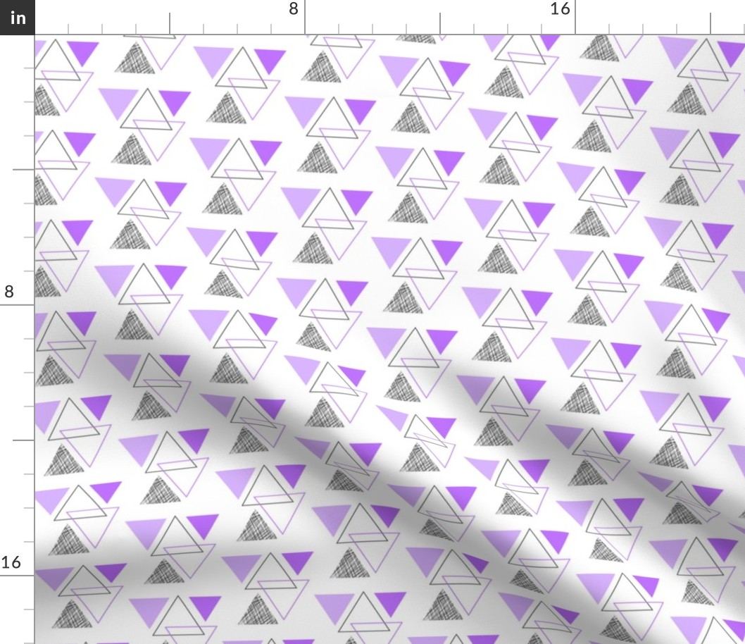 geo triangles // purple