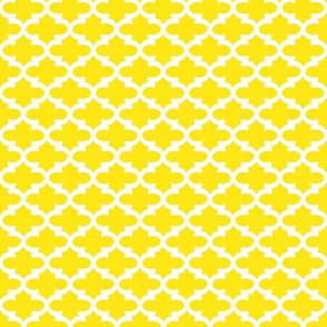 Quatrefoil yellow on white