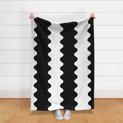 HOME_GOOD_THROW_BLANKET