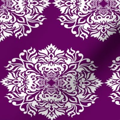 Damask White on Plum