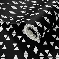 Triangles Coordinate - Black/White by Andrea Lauren