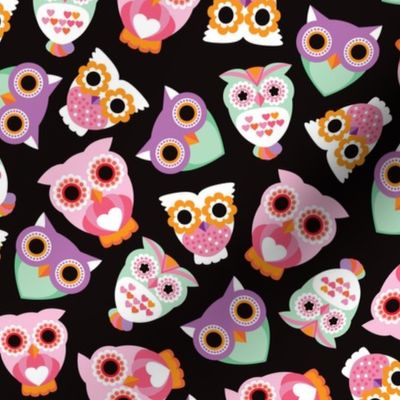 Colorful retro owls illustration girls pattern