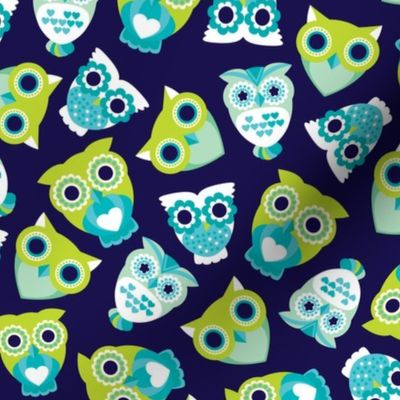 Colorful retro owls illustration boys pattern