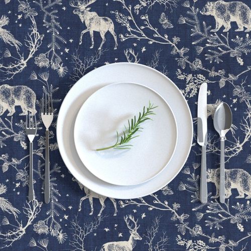 HOME_GOOD_RECTANGULAR_TABLE_CLOTH