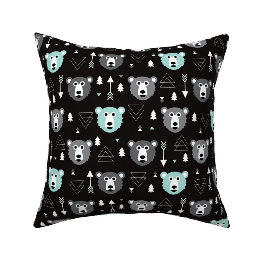 HOME_GOOD_SQUARE_THROW_PILLOW