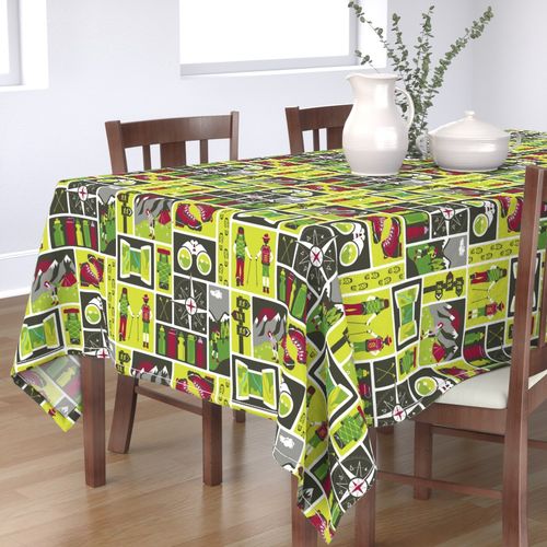 HOME_GOOD_RECTANGULAR_TABLE_CLOTH