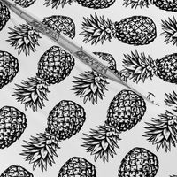 classic pineapples - black on white, small