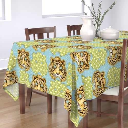 HOME_GOOD_RECTANGULAR_TABLE_CLOTH