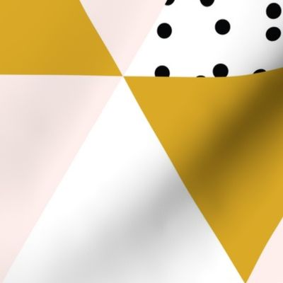 triangle wholecloth // pale pink + gold + b/w dots