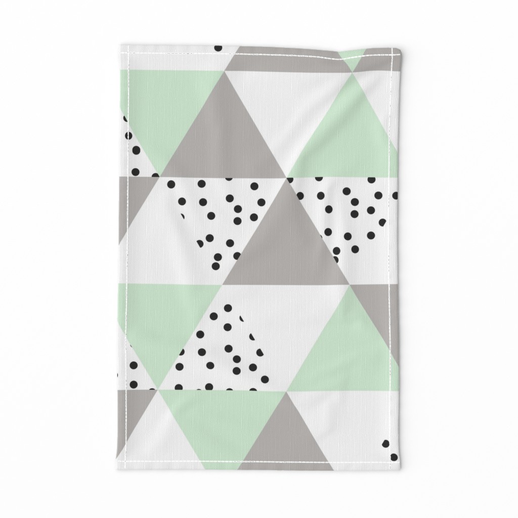 triangle wholecloth // mint + gray + b/w dots