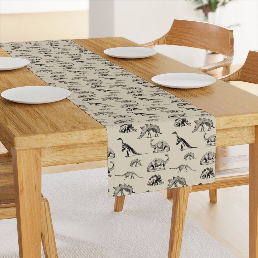 HOME_GOOD_TABLE_RUNNER