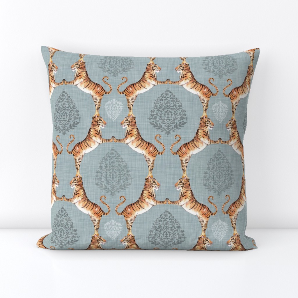 Big Cat Damask (in Silver) MED / tiger