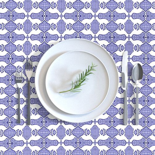 HOME_GOOD_RECTANGULAR_TABLE_CLOTH