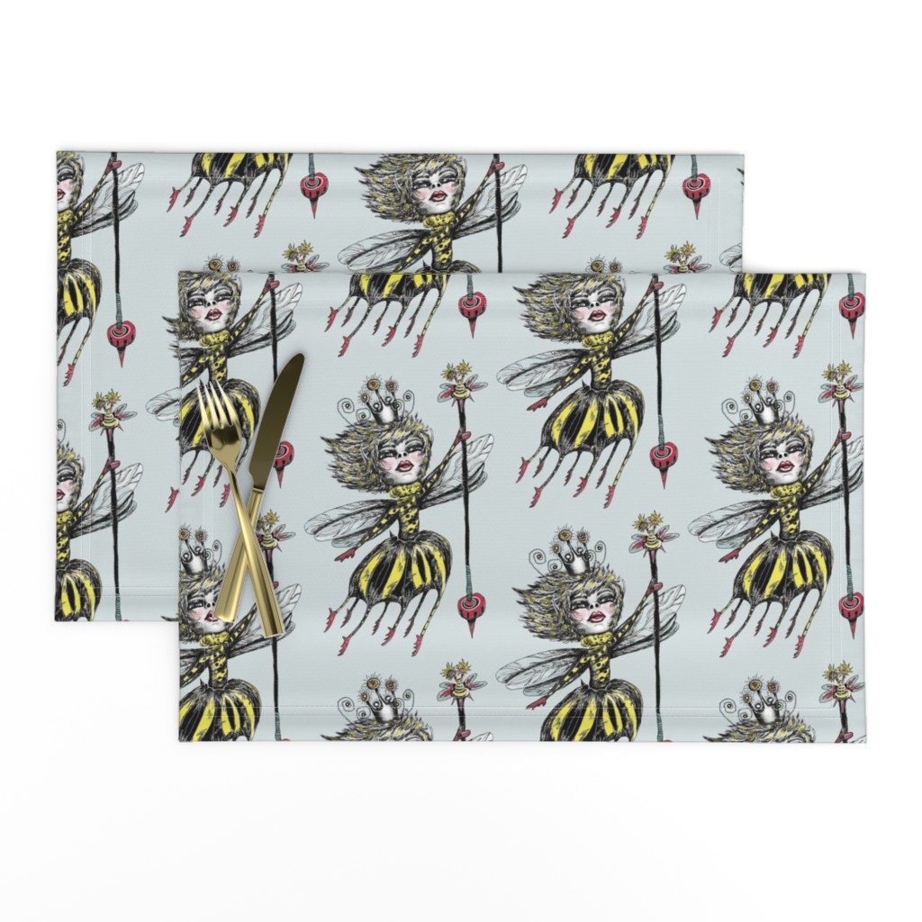 Queen Bee, large scale, blue gray 