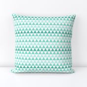 Ombre Triangle Mint SMALL scale