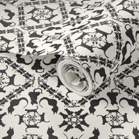 Cat and Mouse Game damask black creme