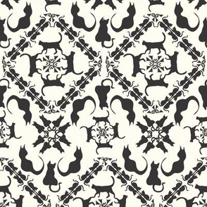 Cat and Mouse Game damask black creme