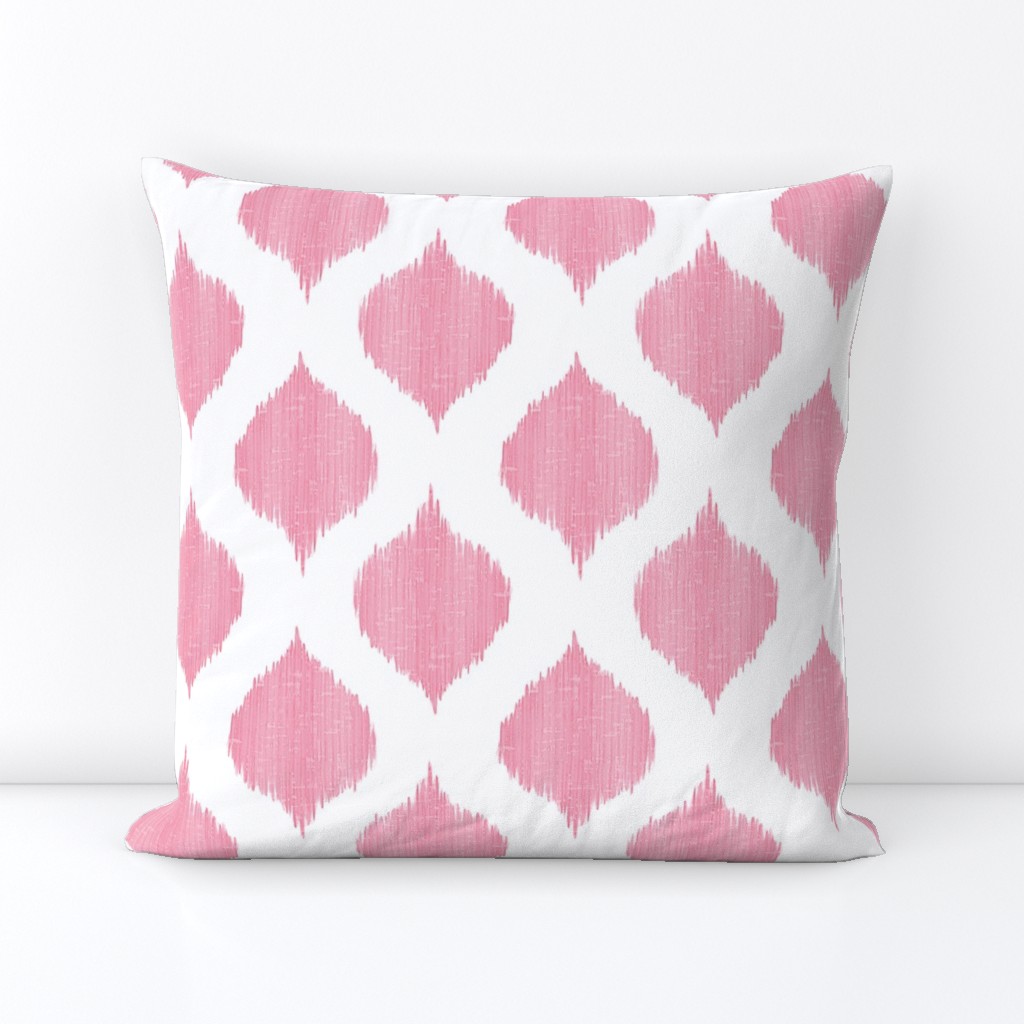 Lela Ikat in Pink