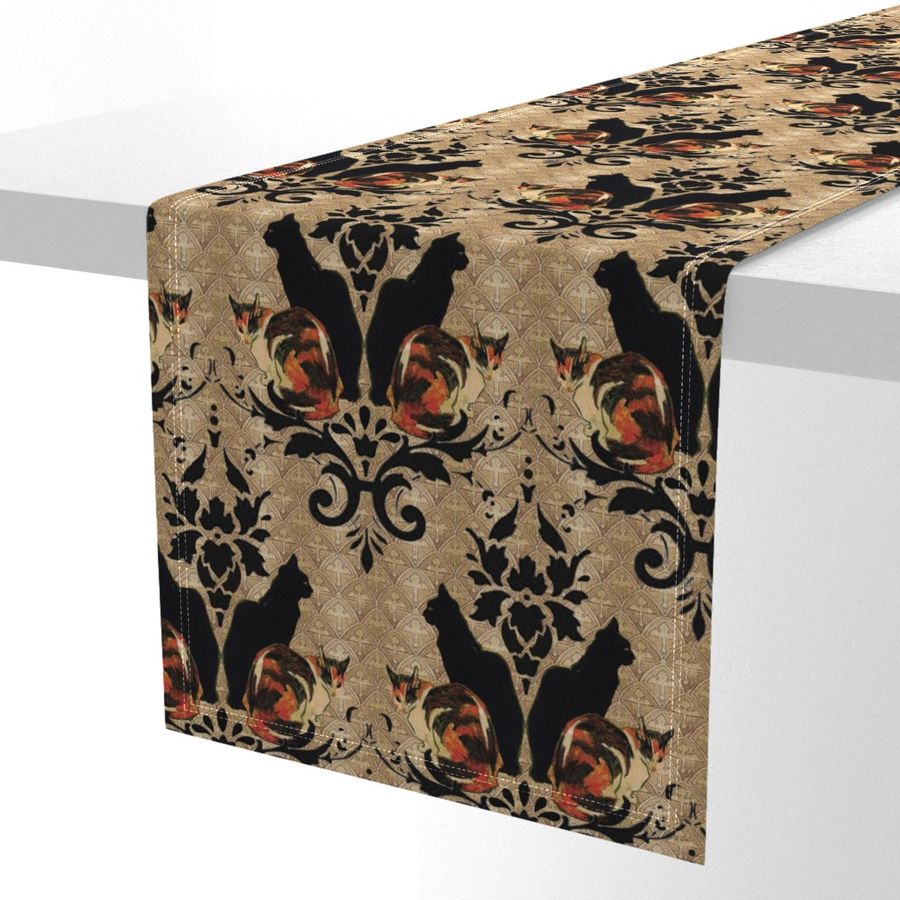 HOME_GOOD_TABLE_RUNNER